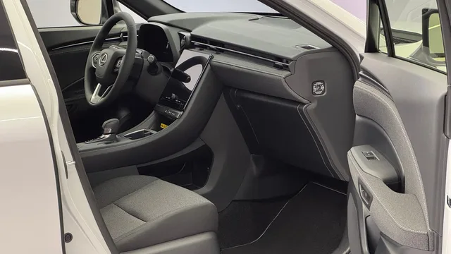 LEXUS LBX 1.5 Hybrid Impression
