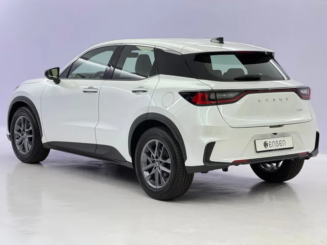LEXUS LBX 1.5 Hybrid Impression