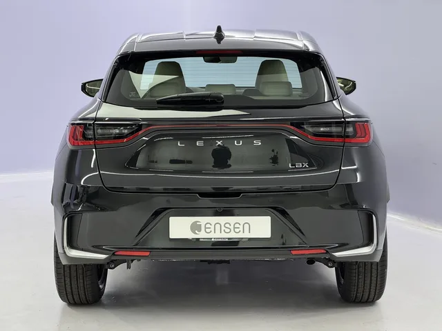 LEXUS LBX 1.5 Hybrid Elegant AWD