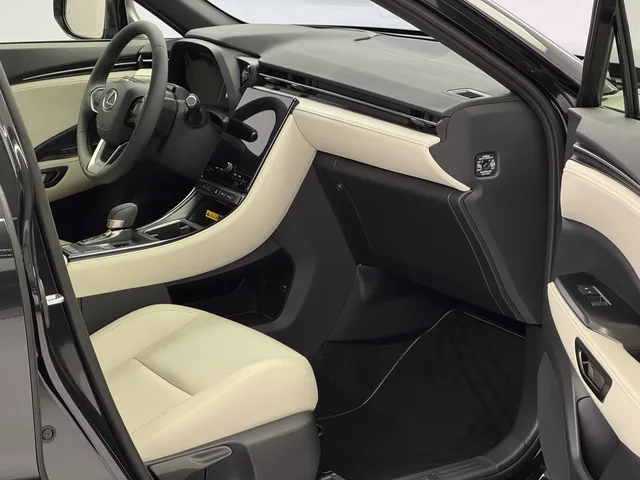 LEXUS LBX 1.5 Hybrid Elegant AWD
