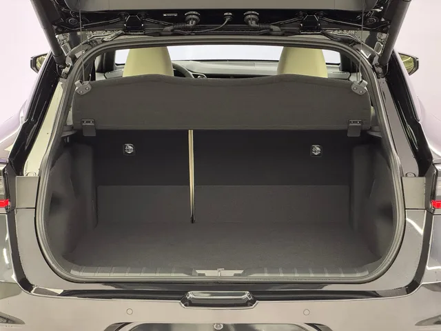 LEXUS LBX 1.5 Hybrid Elegant AWD