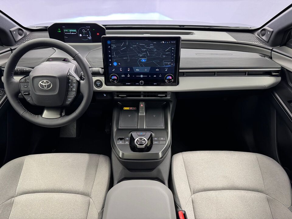 C-HR+ Premium AWD