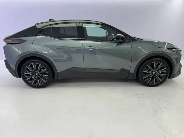 TOYOTA C-HR+ Premium AWD