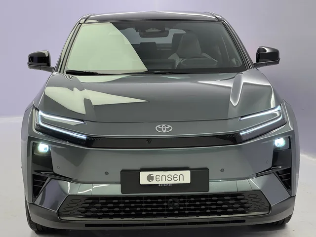 TOYOTA C-HR+ Premium AWD