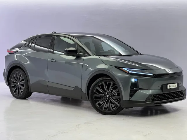 TOYOTA C-HR+ Premium AWD