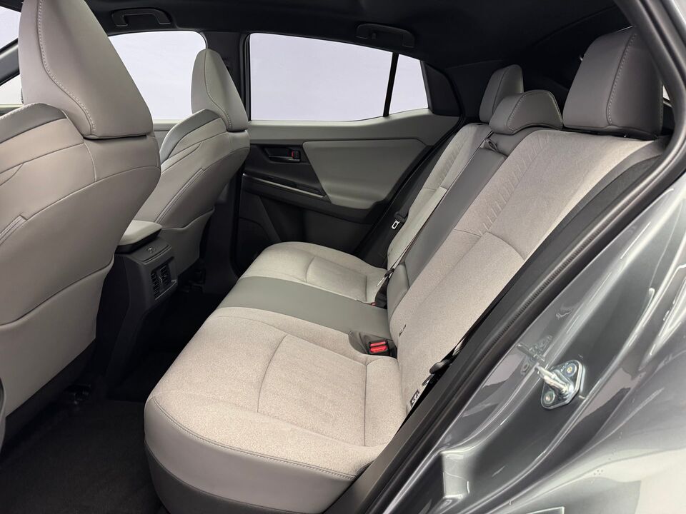 C-HR+ Premium AWD