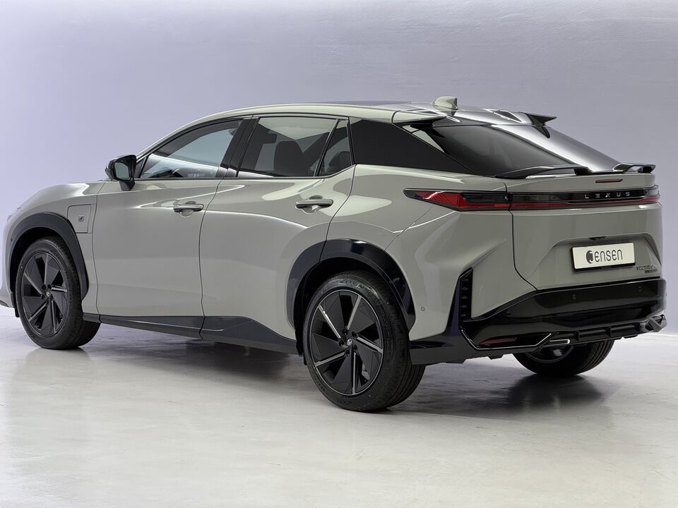 RZ 550e F Sport AWD