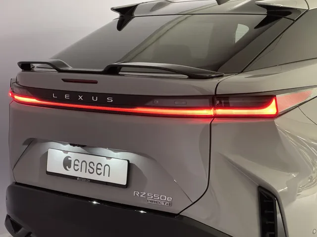 LEXUS RZ 550e F Sport AWD