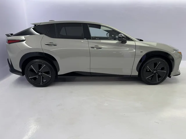 LEXUS RZ 550e F Sport AWD