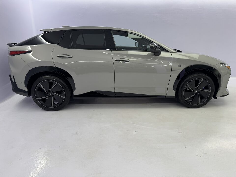 RZ 550e F Sport AWD