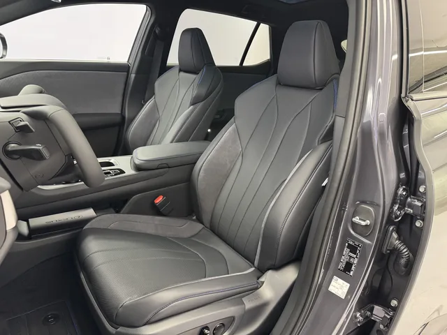 LEXUS RZ 550e F Sport AWD