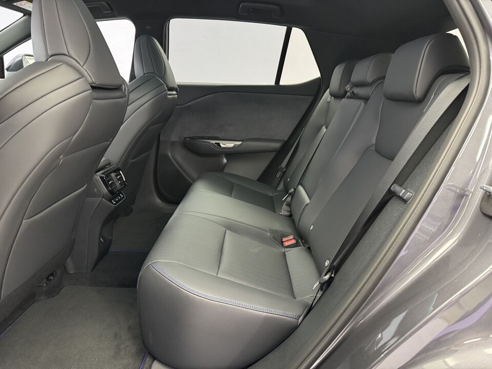 RZ 550e F Sport AWD