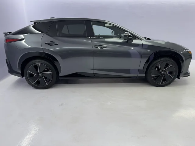 LEXUS RZ 550e F Sport AWD