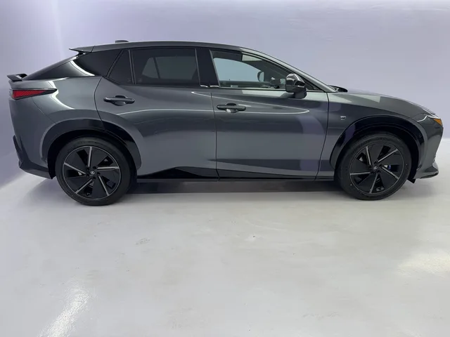 LEXUS RZ 550e F Sport AWD