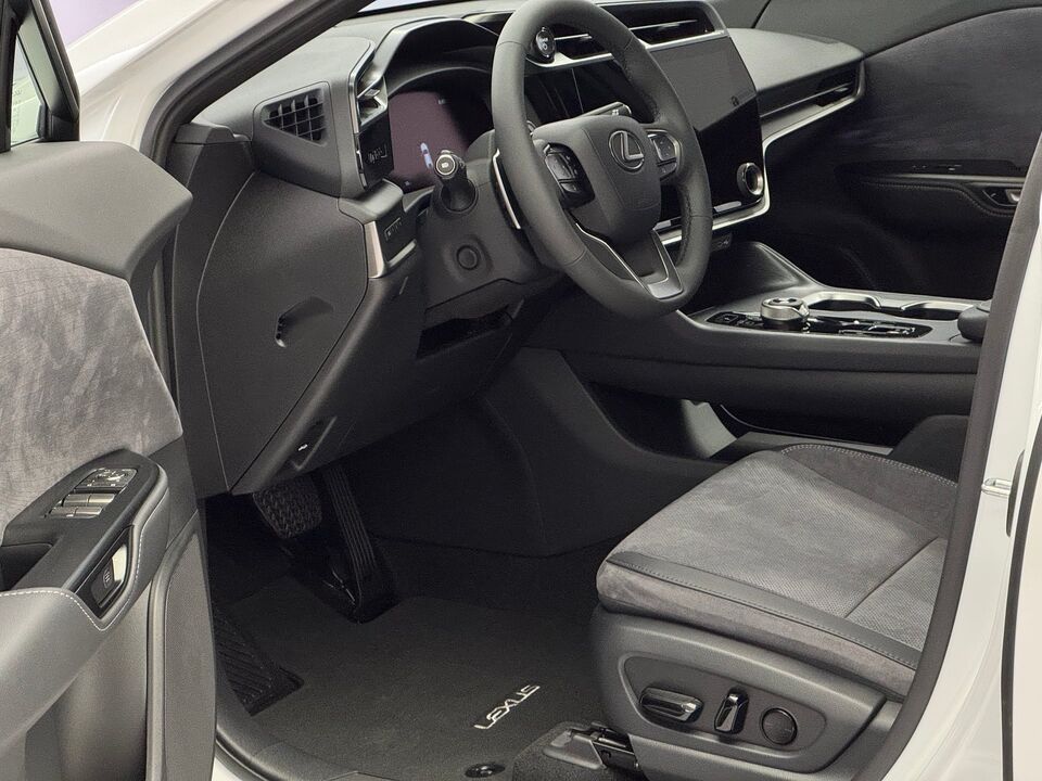 RZ 500e Excellence AWD