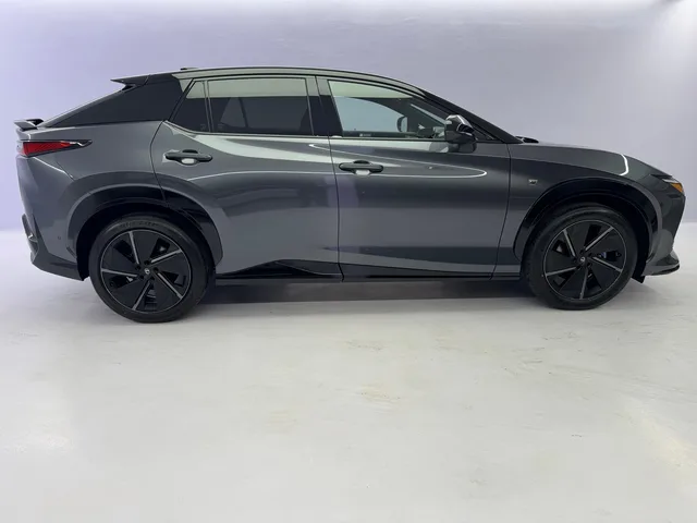 LEXUS RZ 550e F Sport AWD