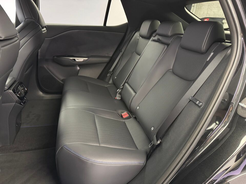 RZ 550e F Sport AWD