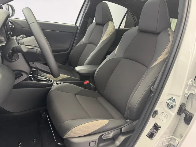 TOYOTA Yaris Cross 1.5 VVT-i HSD Premium AWD-i