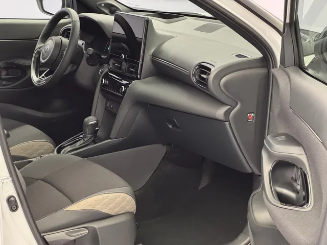 TOYOTA Yaris Cross 1.5 VVT-i HSD Premium AWD-i