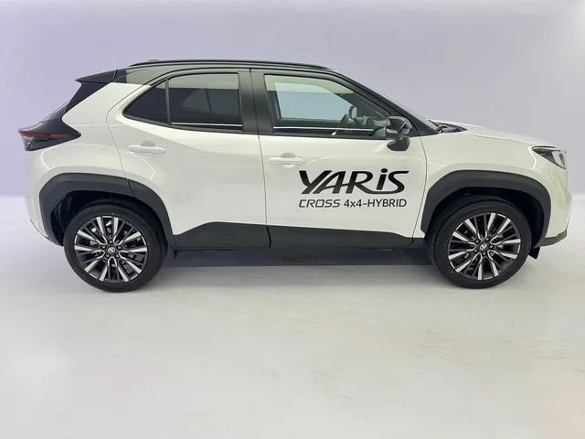 TOYOTA Yaris Cross 1.5 VVT-i HSD Premium AWD-i