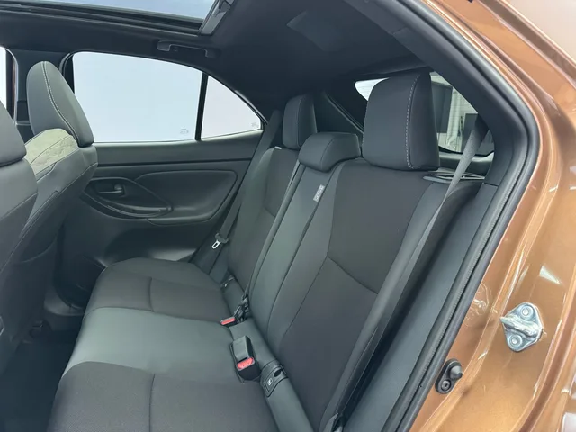 TOYOTA Yaris Cross 1.5 VVT-i HSD Premium AWD-i