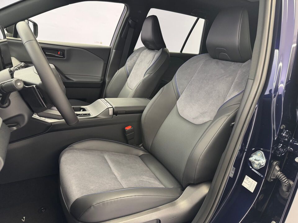 RAV4 2.5 Plug-In-Hybrid Style AWD-i
