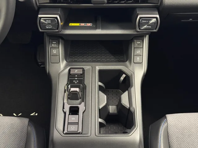 TOYOTA RAV4 2.5 Plug-In-Hybrid Style AWD-i