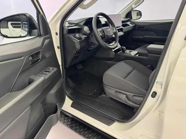 TOYOTA Hilux Double Cab.-Pick-up 59KWh Comfort AWD