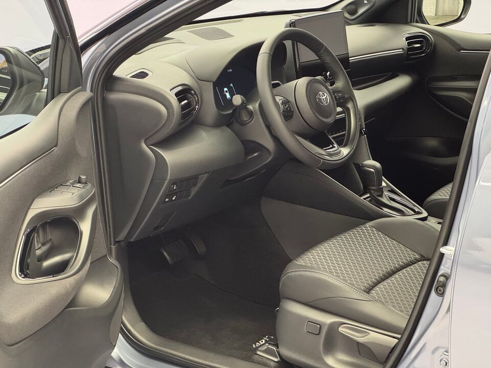 Yaris 1.5 VVT-i HSD Premium