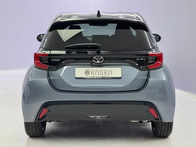 TOYOTA Yaris 1.5 VVT-i HSD Premium