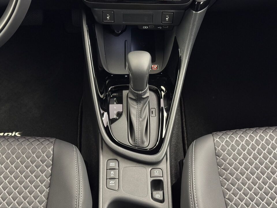 Yaris 1.5 VVT-i HSD Premium