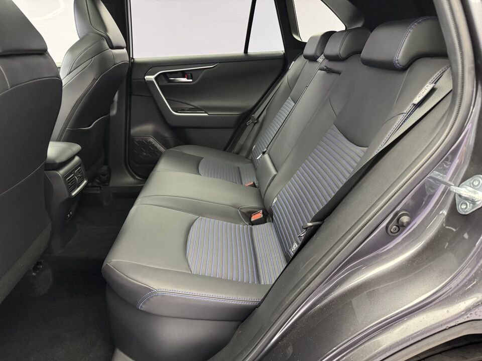 RAV4 2.5 HEV Style AWD-i