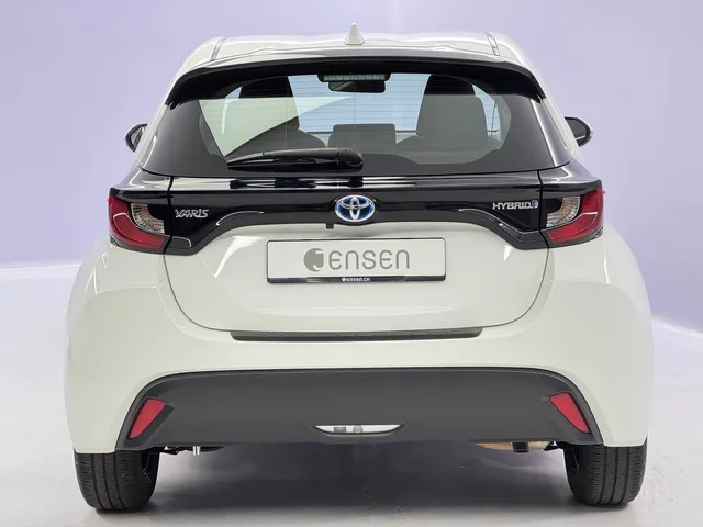 TOYOTA Yaris 1.5 VVT-i HSD Comfort