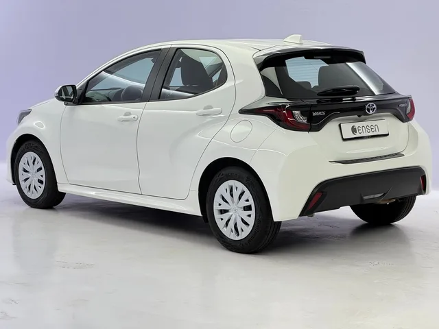 TOYOTA Yaris 1.5 VVT-i HSD Comfort