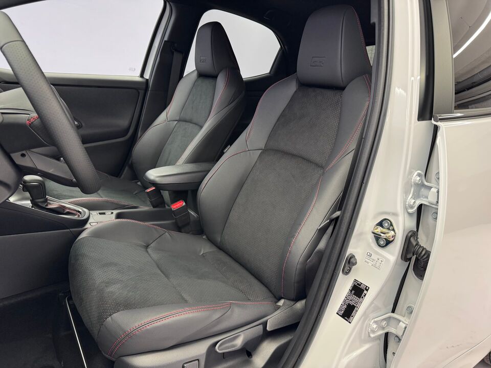 Yaris 1.5 VVT-i HSD GR Sport