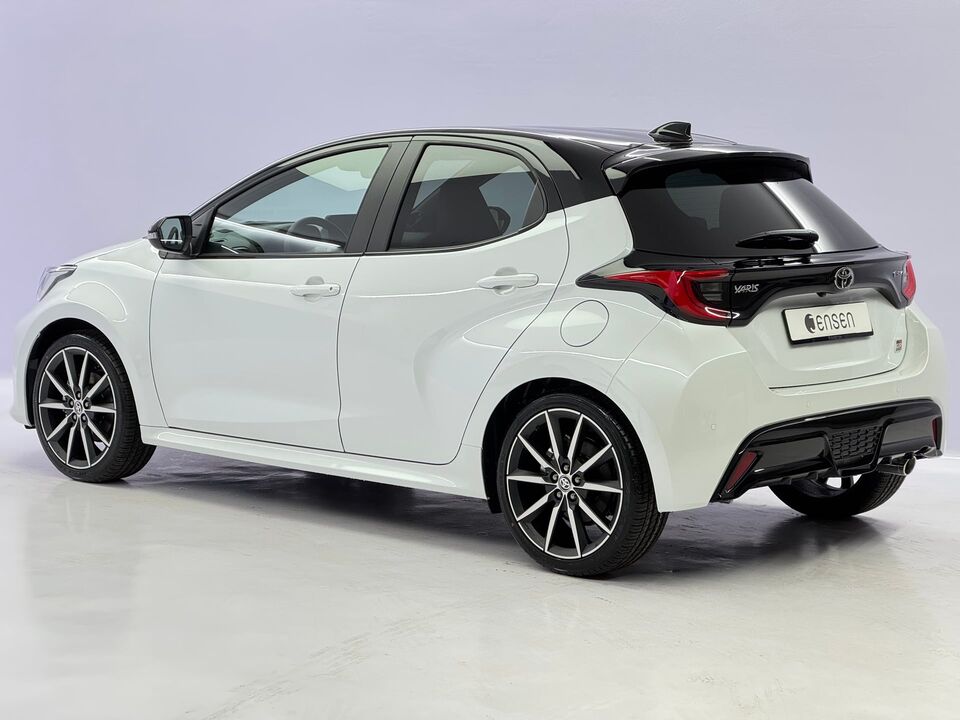 Yaris 1.5 VVT-i HSD GR Sport