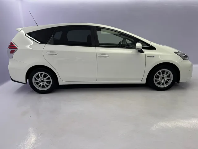 TOYOTA Prius+ Wagon 1.8 VVTi HSD Sol