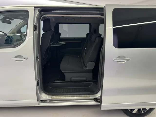 TOYOTA PROACE Verso L1 2.0 D Family