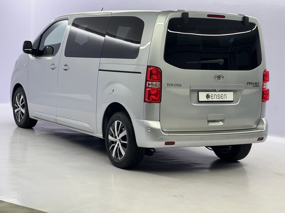 PROACE Verso L1 2.0 D Family