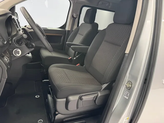 TOYOTA PROACE Verso L1 2.0 D Family