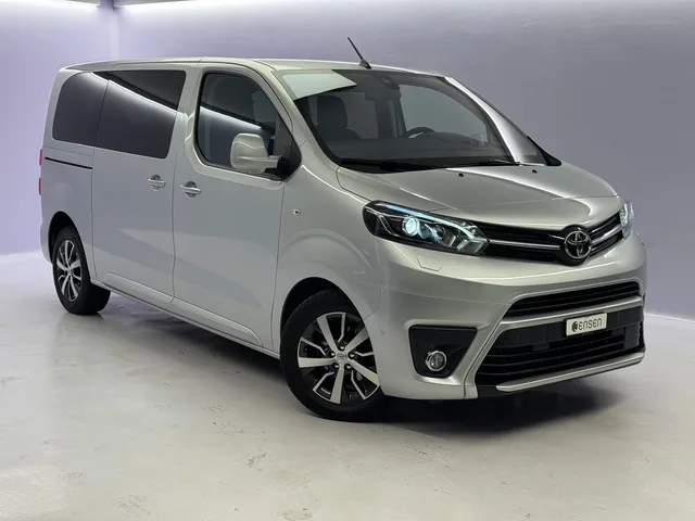 TOYOTA PROACE Verso L1 2.0 D Family