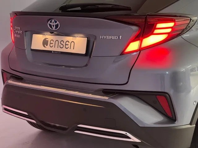 TOYOTA C-HR 2.0 VVTi HSD Style