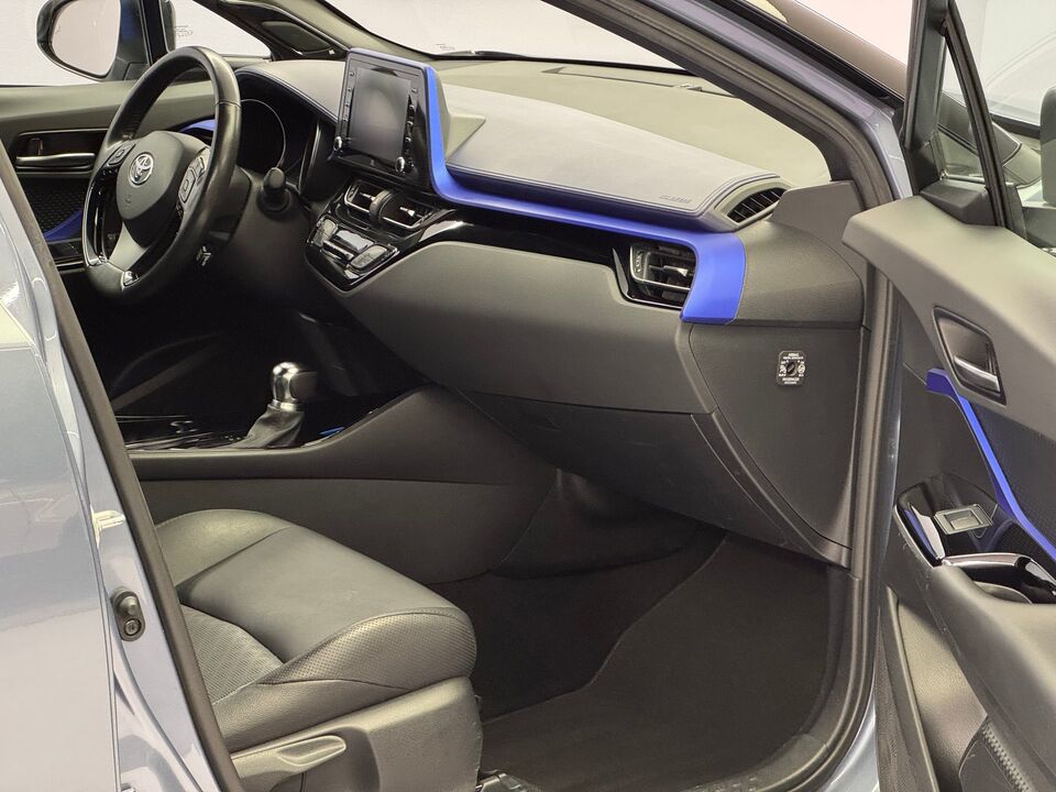 C-HR 2.0 VVTi HSD Style