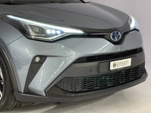 TOYOTA C-HR 2.0 VVTi HSD Style