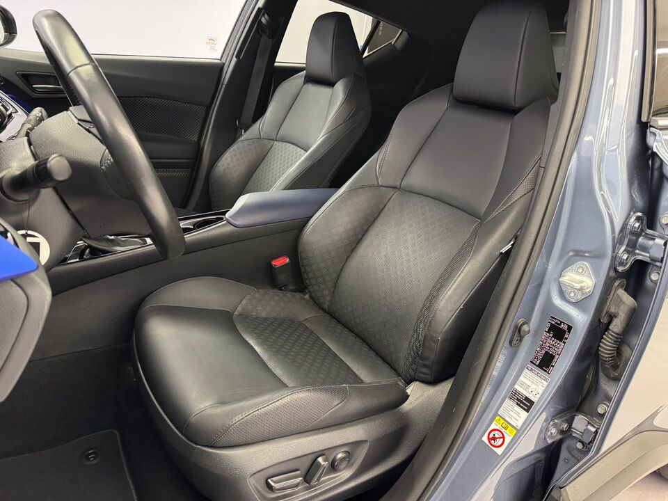 C-HR 2.0 VVTi HSD Style