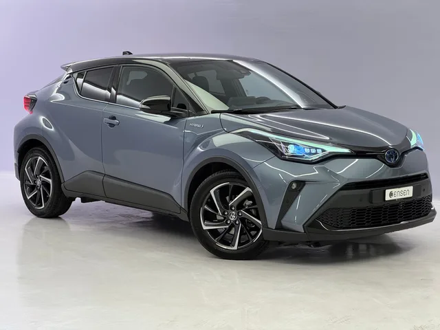 TOYOTA C-HR 2.0 VVTi HSD Style