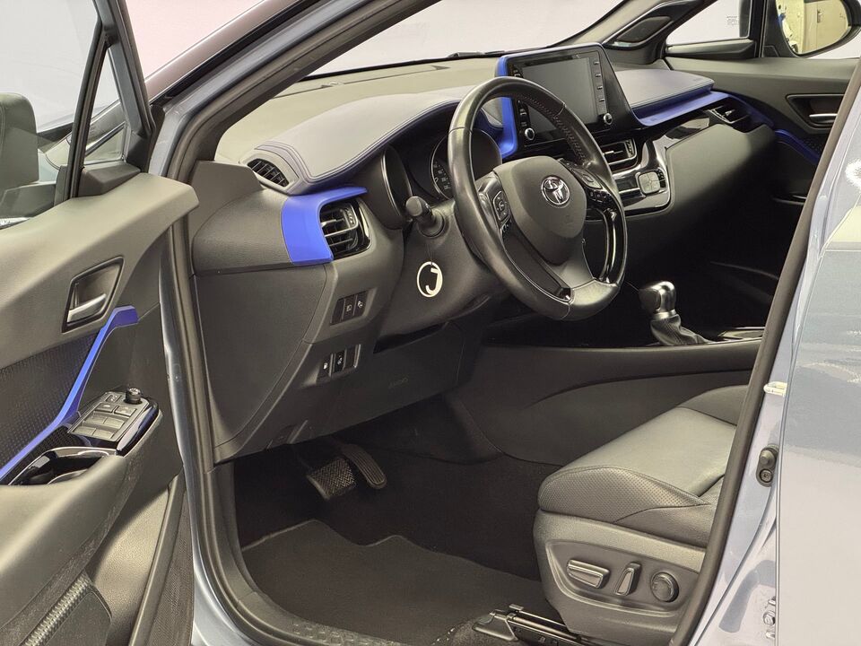 C-HR 2.0 VVTi HSD Style