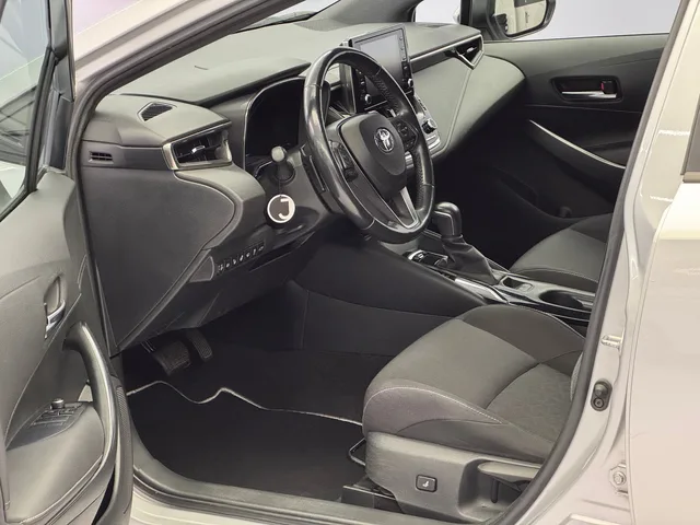 TOYOTA Corolla Touring Sports 2.0 HSD Trend