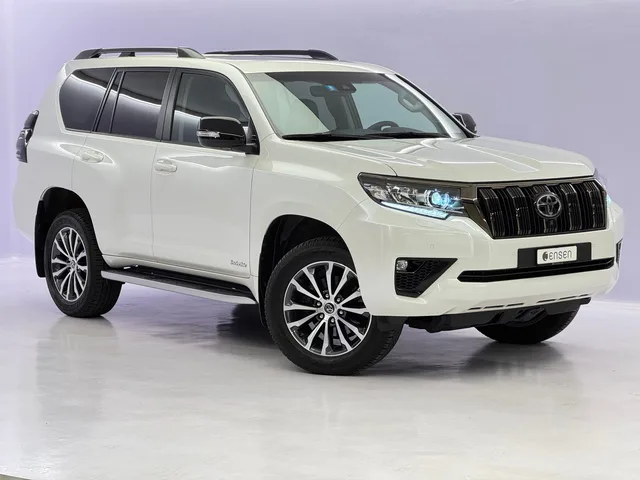 TOYOTA Land Cruiser 2.8 D 230 Invincible AWD