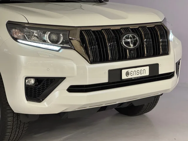 TOYOTA Land Cruiser 2.8 D 230 Invincible AWD